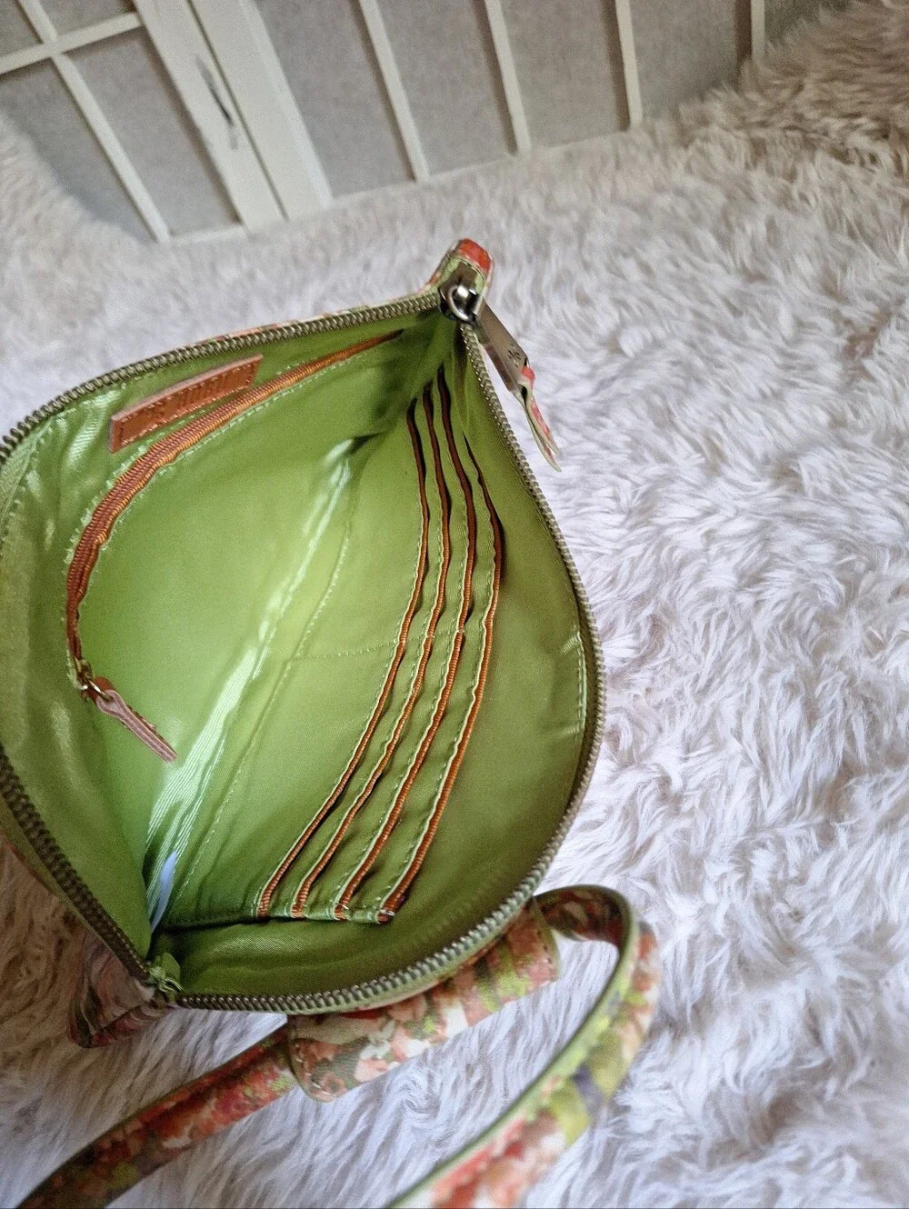 Hono International Sable  Wristlet  Clutch Tropic Print